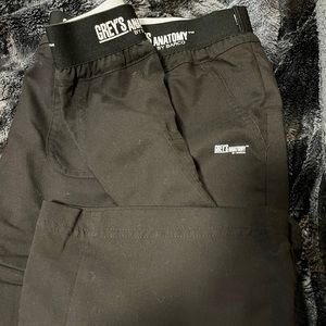 Grey’s Anatomy scrub pants